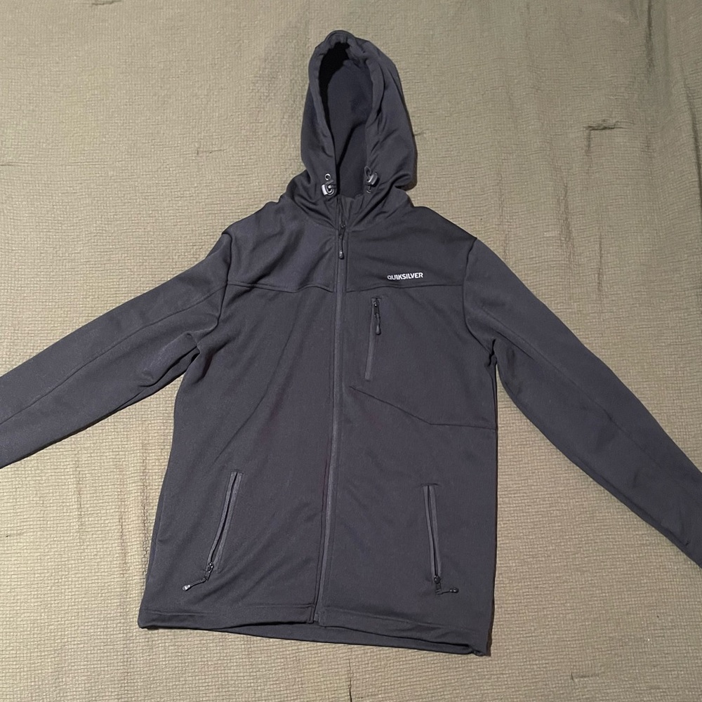 Men’s NWOT Quiksilver Black Zip Up Hoodie.